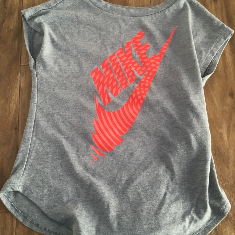 2T Nike Tshirt